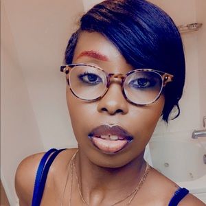 Meet your Posher, Fabie